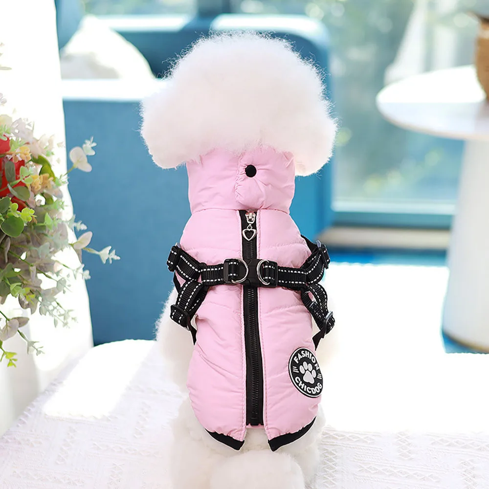 Manteau pour chiens avec harnais